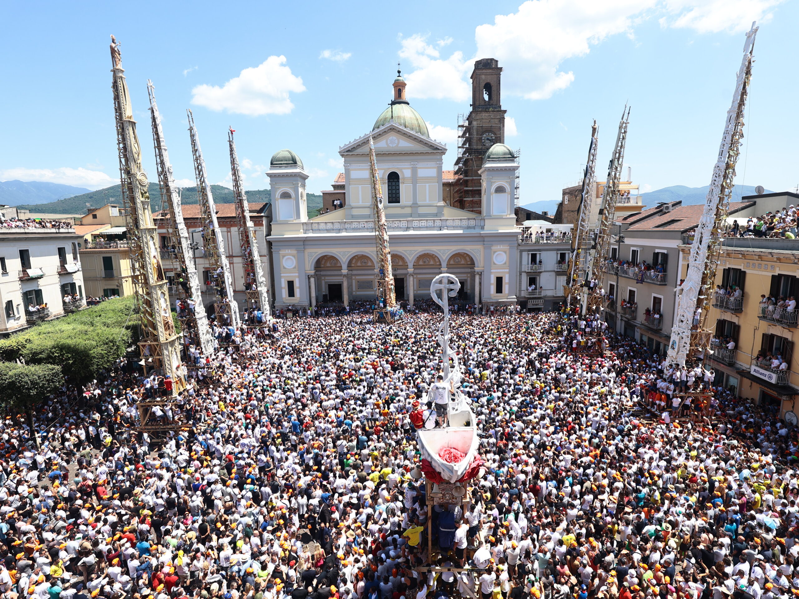 Festa dei Gigli 2025, ufficializzata la data “la Ballata” dei Gigli e